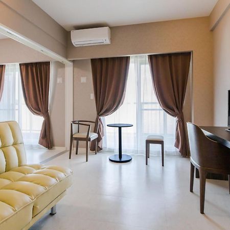 Mr.Kinjo Inn Children Medical Care Center Haebaru Kültér fotó