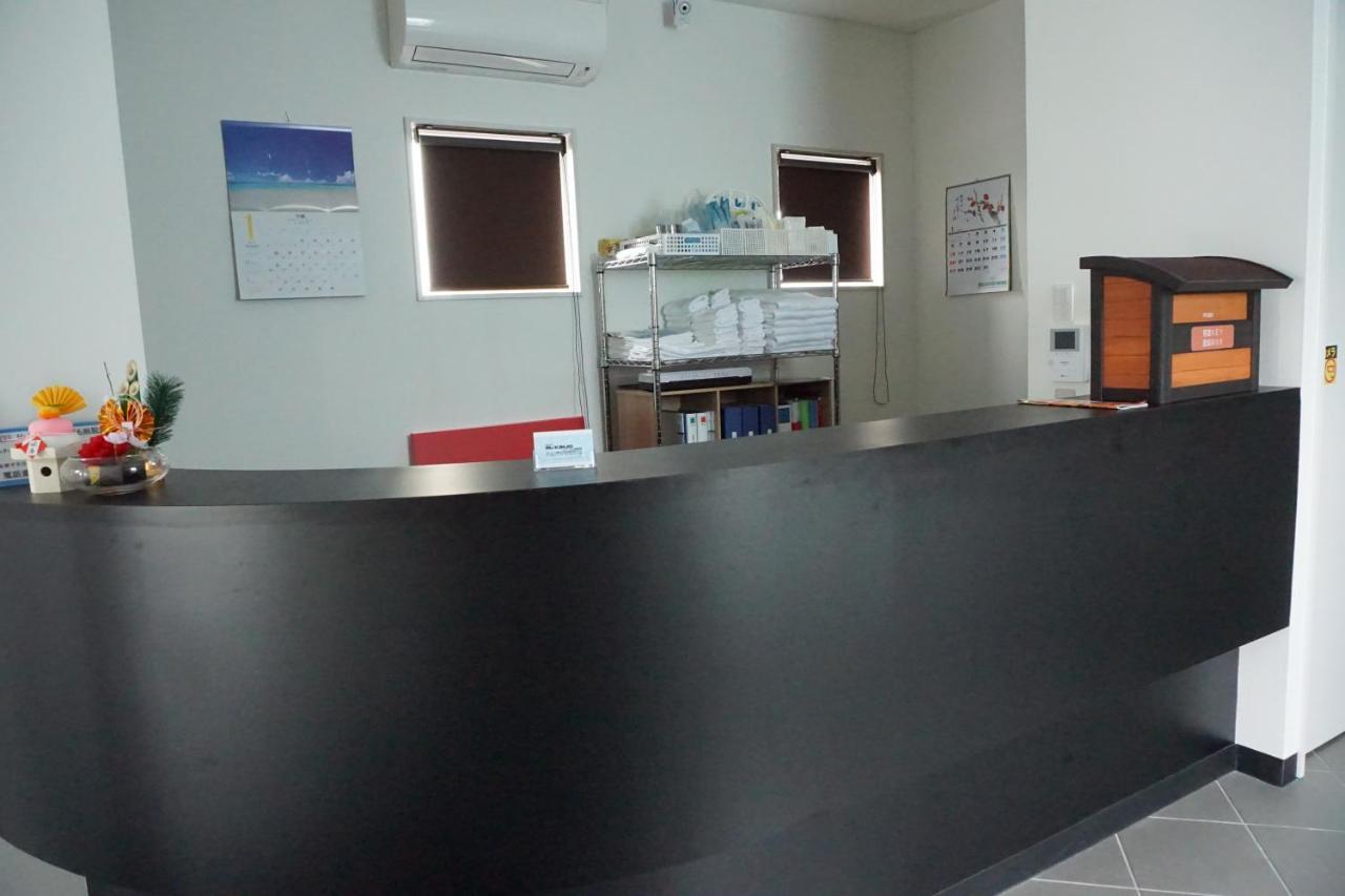 Mr.Kinjo Inn Children Medical Care Center Haebaru Kültér fotó