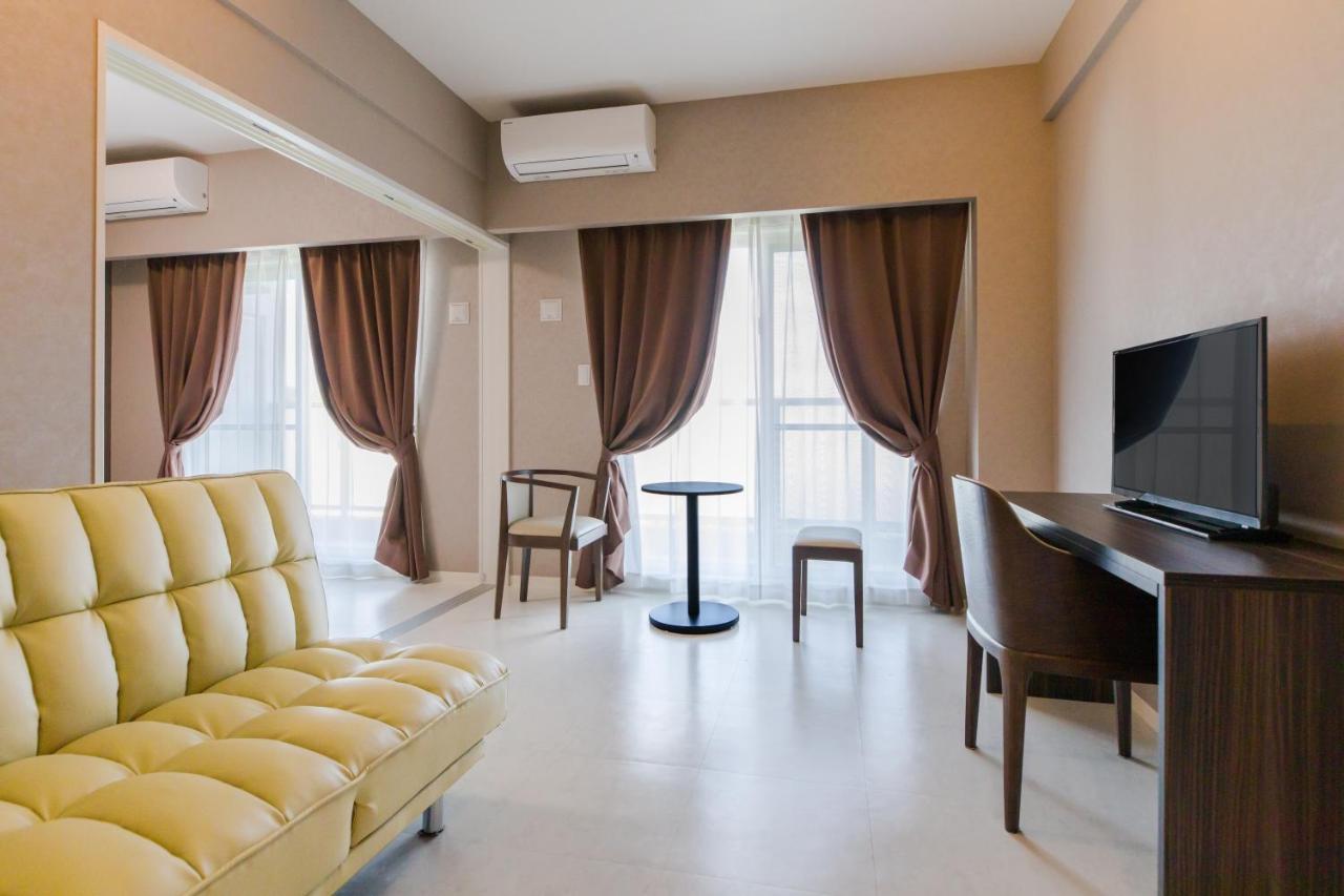 Mr.Kinjo Inn Children Medical Care Center Haebaru Kültér fotó